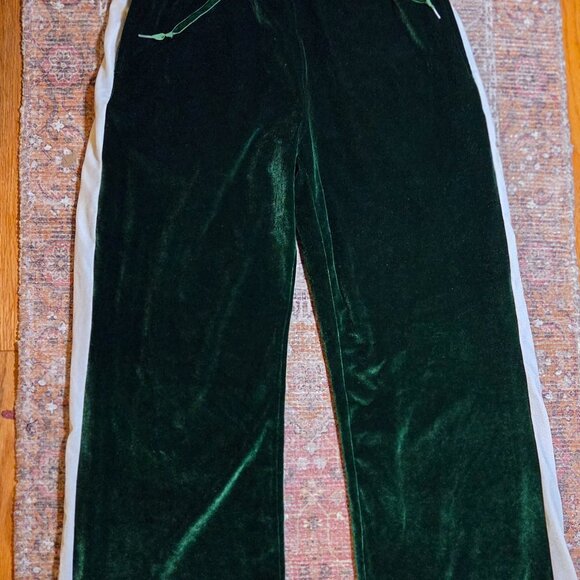 Ivy Storehouse AKA Green and White Velour 2 piece Jump Suit LARGE - Picture 2 of 4